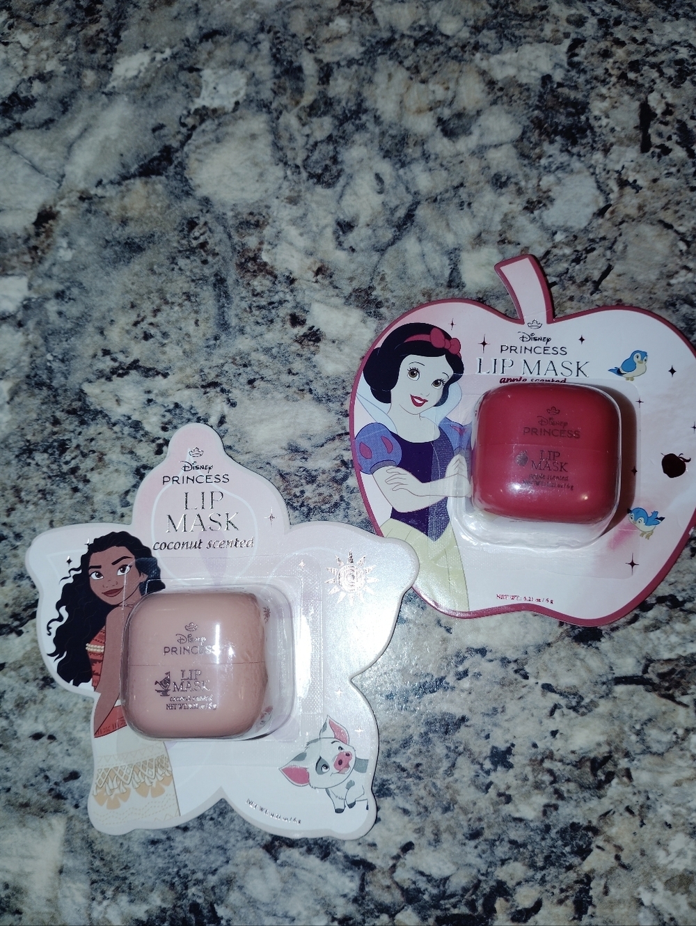 ✨ Disney Lip Mask Set – Brand New! ✨ Moana Snow White